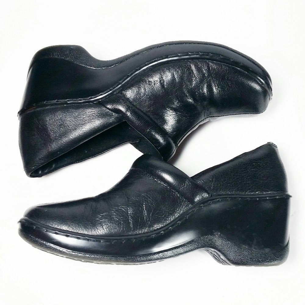 Born Concept Black Leather Clogs